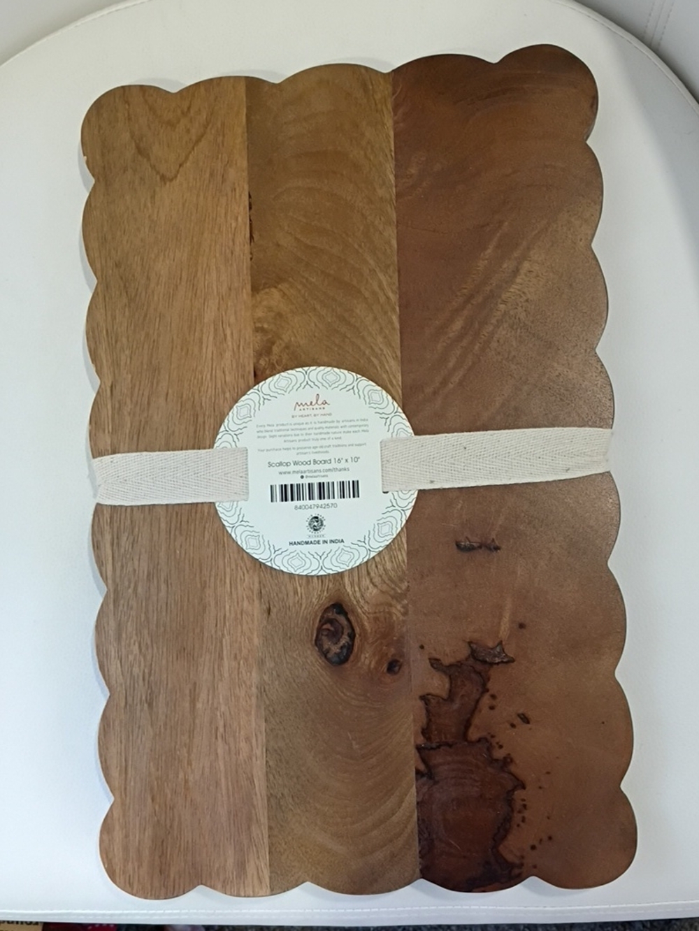 Scallop Wood Serving / Charcuterie Board - Natural Brown